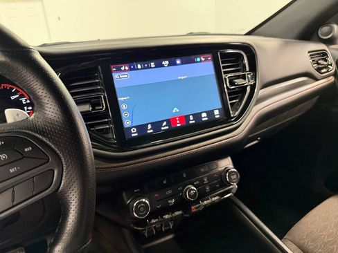 Used 2025 Dodge Durango GT AWD/4WD image 81