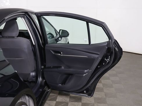 Used 2025 Toyota Camry LE image 19