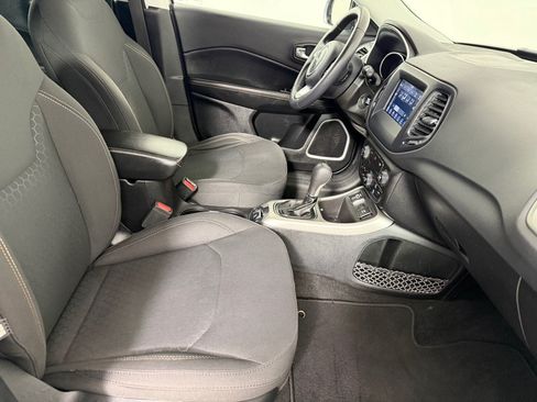 Used 2019 Jeep Compass Sport FWD image 21