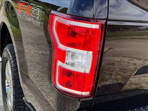 Used 2019 Ford F150 XLT w/ Equipment Group 302A Luxury AWD/4WD image 24