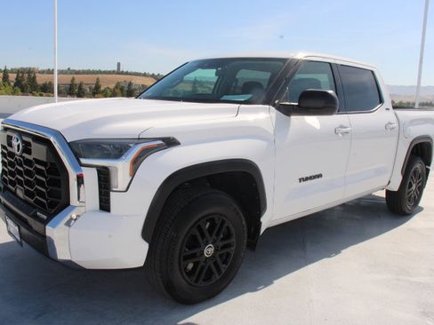 Used 2023 Toyota Tundra SR5 w/ TRD Off-Road Package AWD/4WD image 7