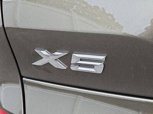 Used 2023 BMW X5 xDrive40i w/ M Sport Package AWD/4WD image 31