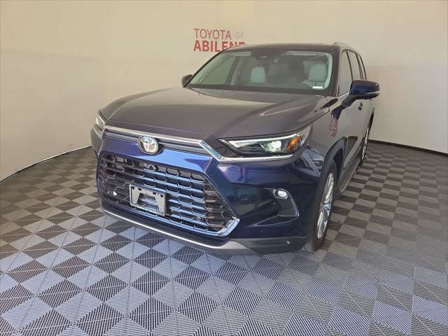Certified 2025 Toyota Grand Highlander AWD image 1