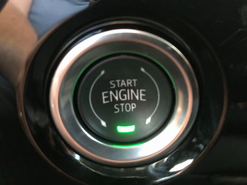 Certified 2024 Chevrolet Silverado 1500 LT image 26