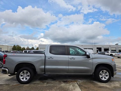 Used 2023 Chevrolet Silverado 1500 LT w/ Safety Package AWD/4WD image 4