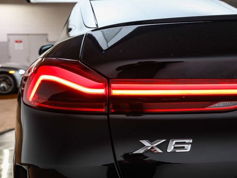 Certified 2023 BMW X6 xDrive40i w/ Premium Package image 10