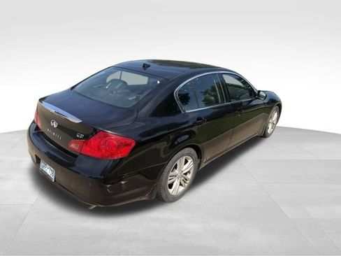 Used 2010 INFINITI G37 Journey w/ Premium Pkg RWD image 3