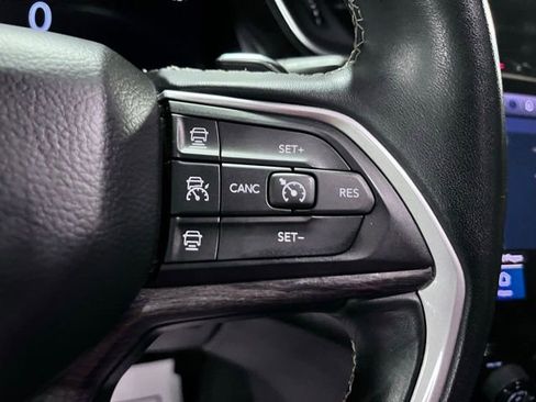 Used 2021 Jeep Grand Cherokee L Limited AWD/4WD image 31