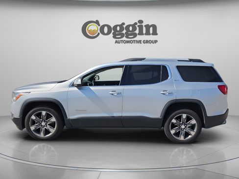 Used 2018 GMC Acadia SLT AWD/4WD image 2
