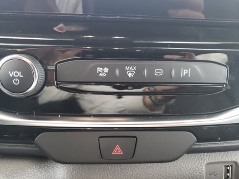 New 2025 Ford Transit 350 XLT image 22