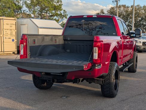 Used 2019 Ford F250 Lariat image 13