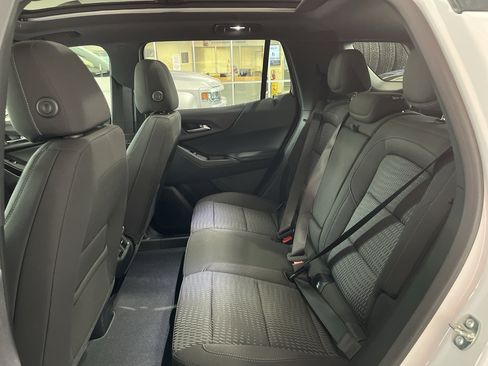 New 2026 Chevrolet Equinox LT FWD image 13