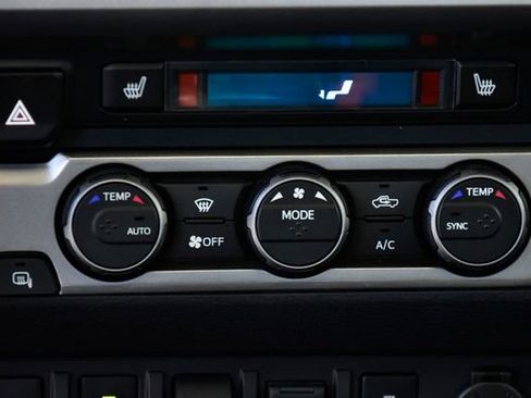 Certified 2021 Toyota Tacoma Limited image 22