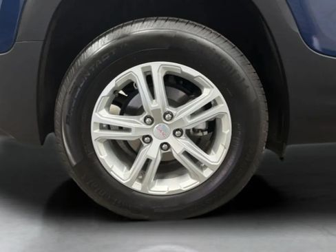 Used 2023 GMC Terrain SLE w/ LPO, Floor Liner Package AWD/4WD image 23