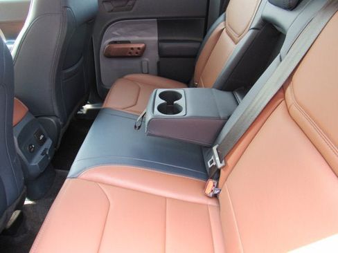 Used 2024 Ford Maverick Lariat w/ 4K Tow Package AWD/4WD image 30
