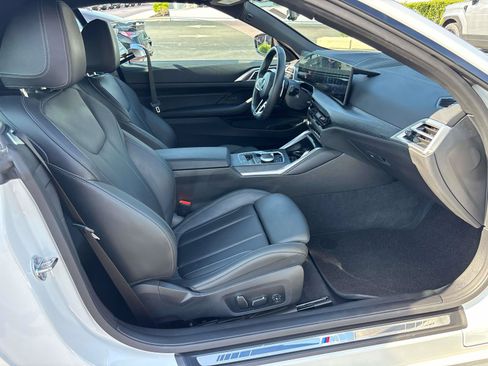 Used 2025 BMW 430i xDrive Convertible w/ M Sport Package AWD/4WD image 23