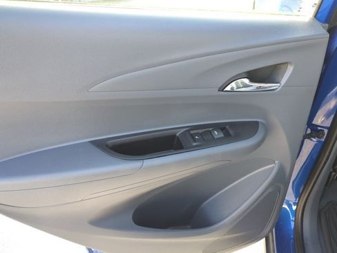 Used 2020 Chevrolet Bolt Premier FWD image 8