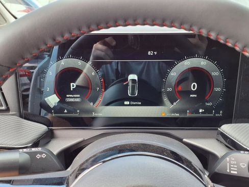 New 2025 Nissan Kicks SR FWD image 10