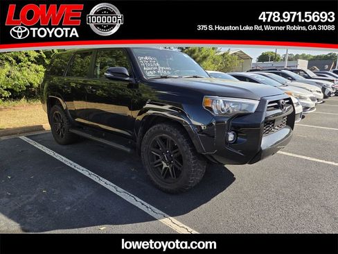 Used 2022 Toyota 4Runner SR5 Premium w/ Moonroof Package image 1
