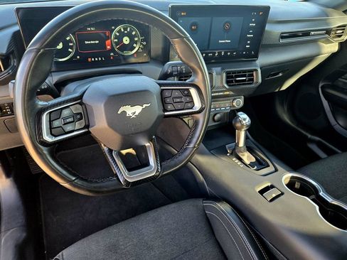 Used 2024 Ford Mustang Convertible RWD image 24