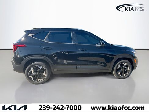 New 2026 Kia Seltos S image 6