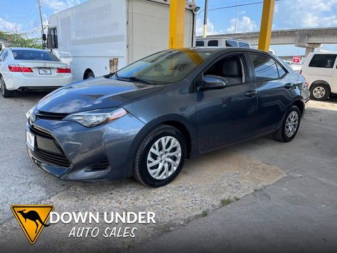 Used 2019 Toyota Corolla LE FWD image 1