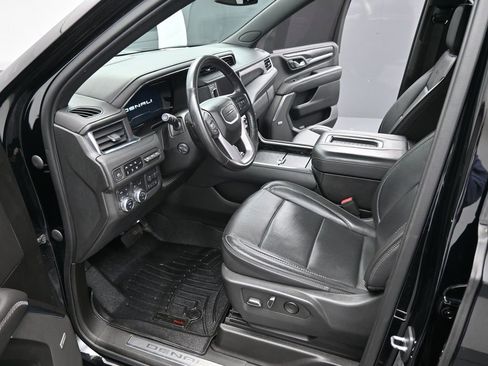 Used 2022 GMC Yukon Denali w/ Max Trailering Package image 11