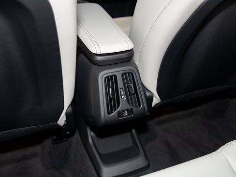 New 2026 BMW X1 xDrive28i w/ Convenience Package image 36