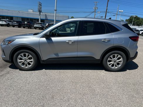 Used 2023 Ford Escape Active w/ Tech Pack #1 FWD image 8