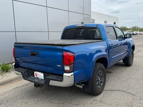 Certified 2018 Toyota Tacoma SR5 AWD/4WD image 35