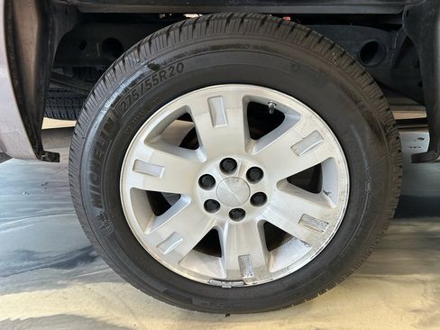 Used 2008 GMC Sierra 1500 SLE w/ Sierra NFL Edition RWD image 18