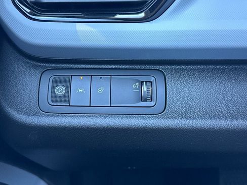 New 2027 Chevrolet Bolt LT w/ Comfort Package image 28