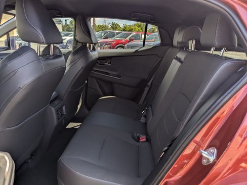 Used 2026 Toyota C-HR AWD/4WD image 27