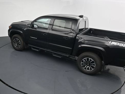 Used 2023 Toyota Tacoma TRD Sport AWD/4WD image 13