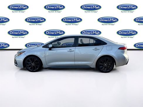 Used 2021 Toyota Corolla SE FWD image 4