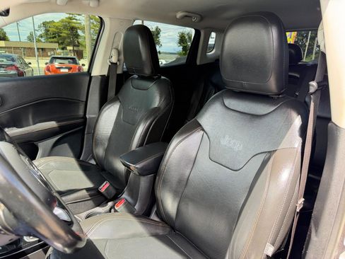 Used 2020 Jeep Compass Limited AWD/4WD image 12