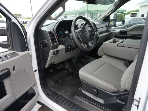 Used 2020 Ford F350 XL w/ Power Equipment Group AWD/4WD image 13