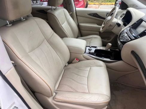 Used 2013 INFINITI JX35 AWD w/ Premium Pkg image 15