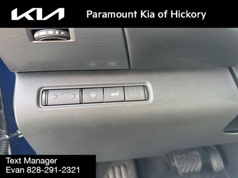 Used 2022 Nissan Pathfinder SL w/ SL Black Package image 18