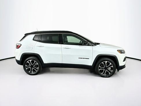 Used 2023 Jeep Compass Limited w/ Sun and Sound Group AWD/4WD image 10