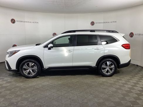 Certified 2023 Subaru Ascent Premium w/ Convenience Package image 8