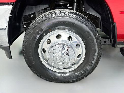 New 2026 RAM 3500 Tradesman AWD/4WD image 17