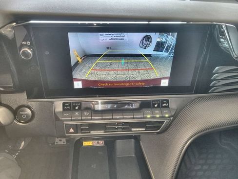 Used 2025 Toyota Camry SE w/ Multimedia Upgrade Package FWD image 17