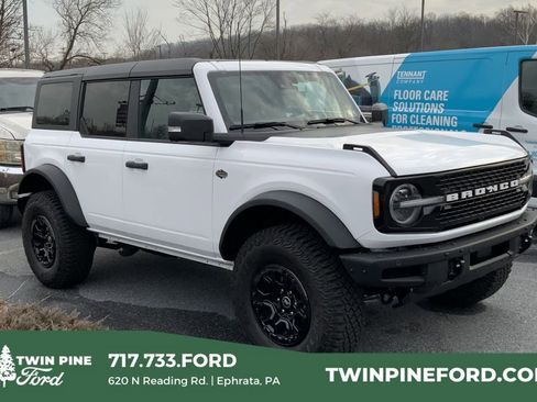 Used 2024 Ford Bronco Wildtrak image 1