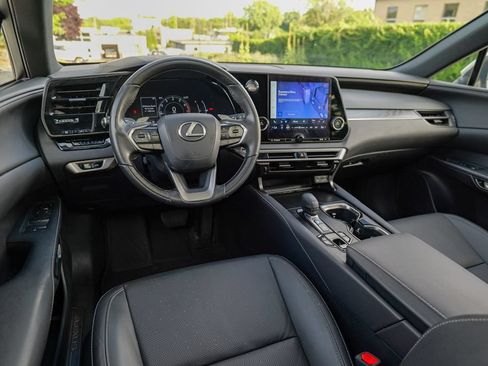 Used 2023 Lexus RX 350 Premium w/ Accessory Package AWD/4WD image 39