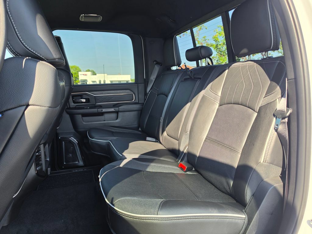 New 2027 RAM 2500 Limited AWD/4WD image 32