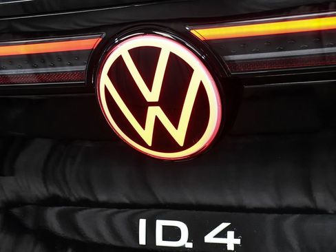 Used 2023 Volkswagen ID.4 Pro S Plus AWD/4WD image 85