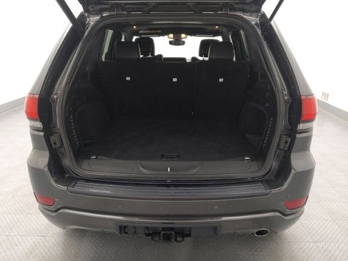 Used 2020 Jeep Grand Cherokee Altitude AWD/4WD image 29
