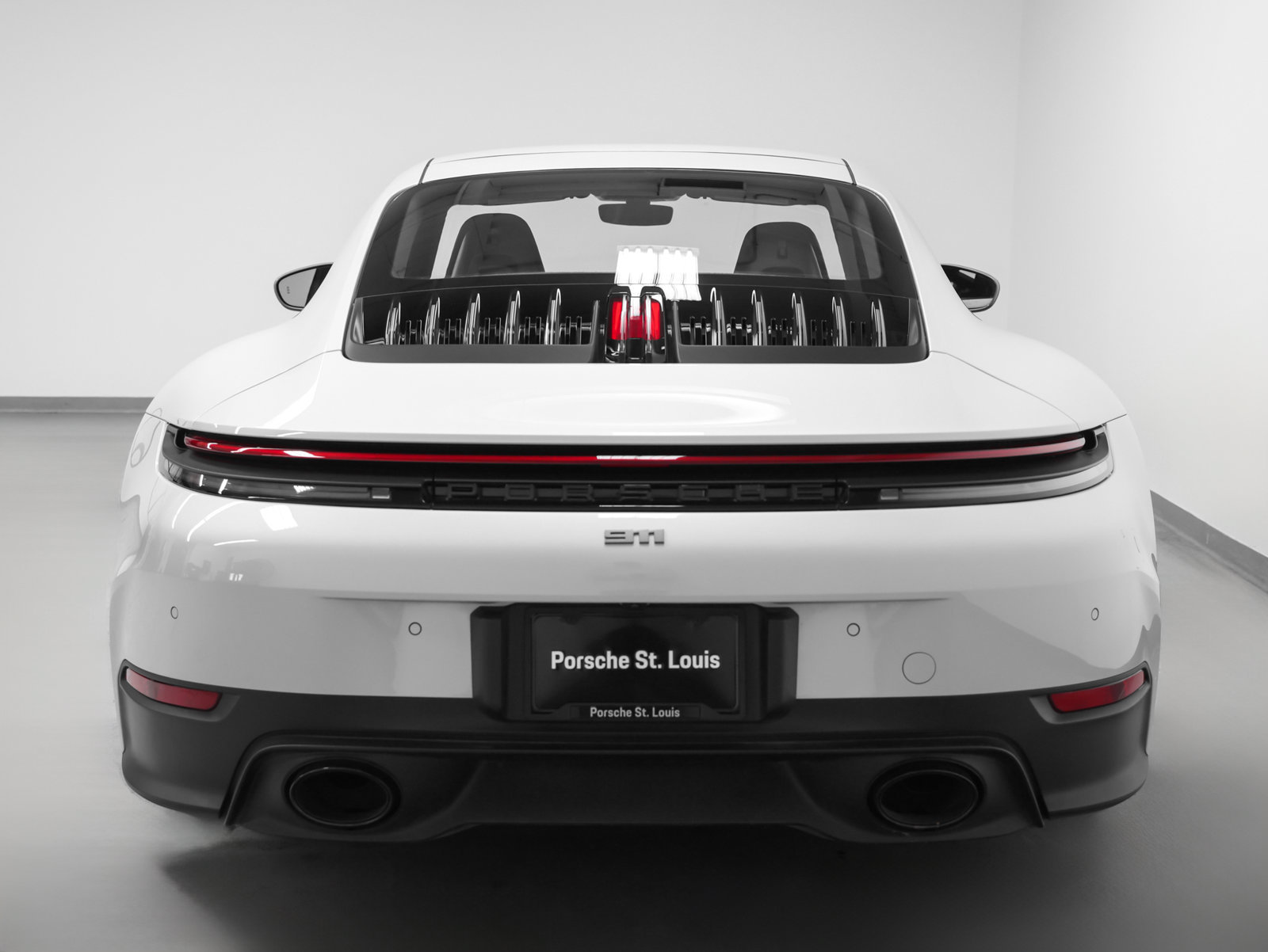 Certified 2025 Porsche 911 Carrera T RWD image 11