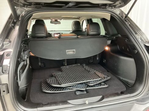 Used 2015 Jeep Cherokee Trailhawk w/ Comfort/Convenience Group image 24